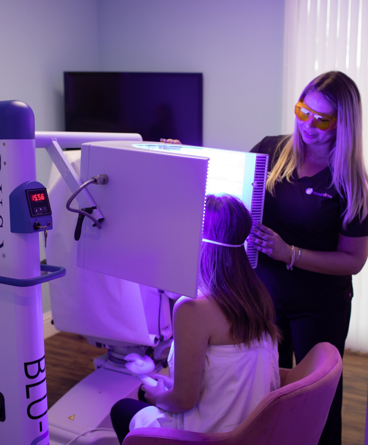 Blue Light Photodynamic Therapy Cost Shelly Lighting 9095